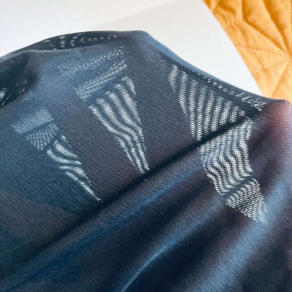 Dance Leggings with Mesh Legs - Picture 5 of 6